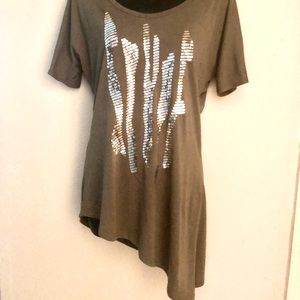 BONGO sequenced t shirt with zipper sleeve size womens Med Versatile army green